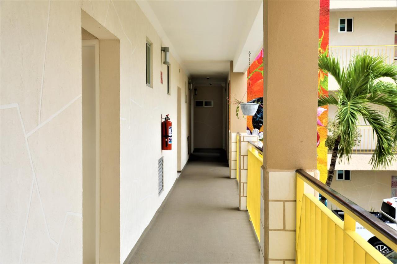 Hotel 12 Bees By Kavia Playa del Carmen Exterior foto