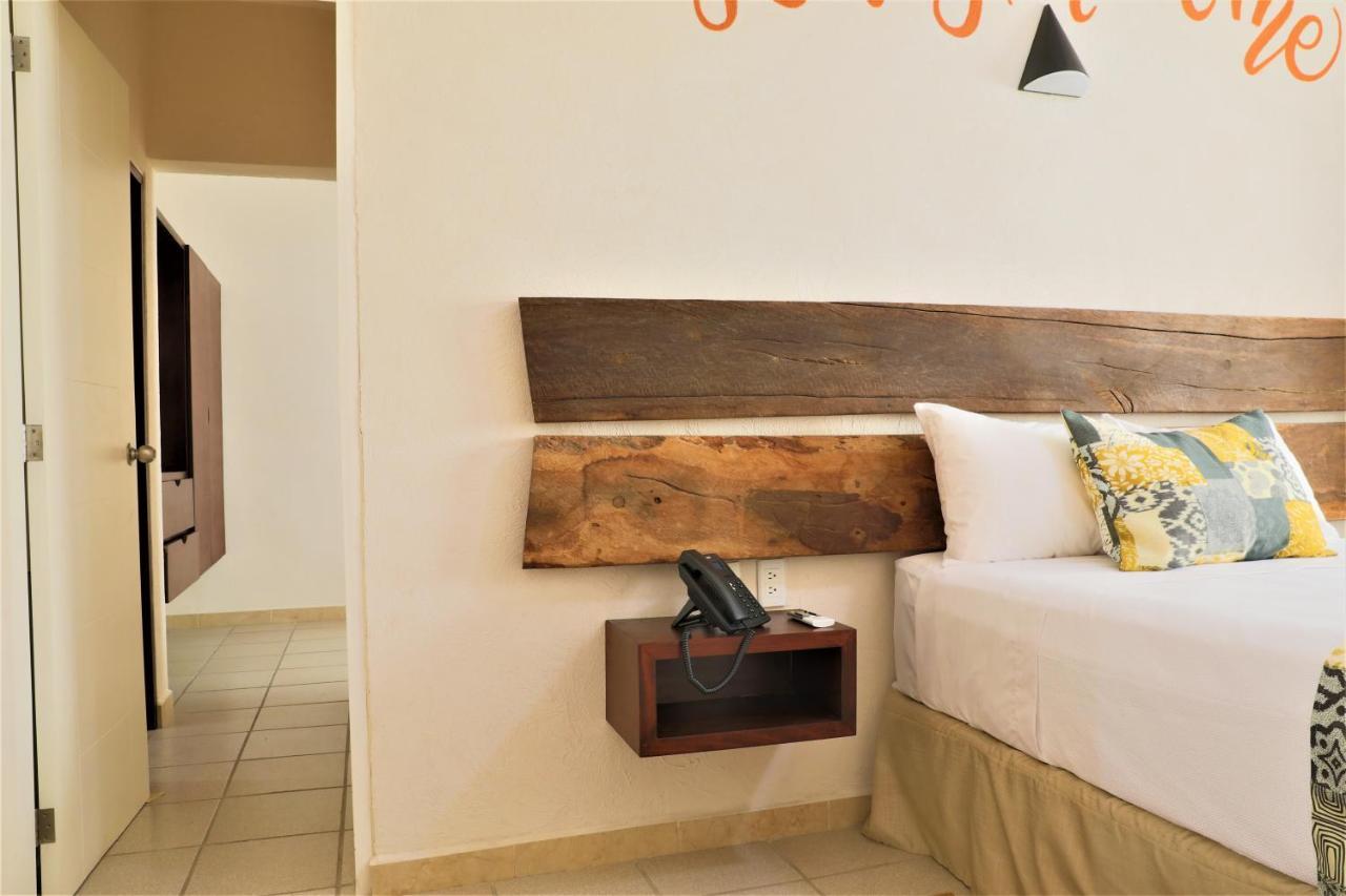Hotel 12 Bees By Kavia Playa del Carmen Exterior foto